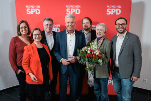 Der geschäftsführende Vorstand der Münchner SPD ohne Steffi Krammer mit Dieter Reiter